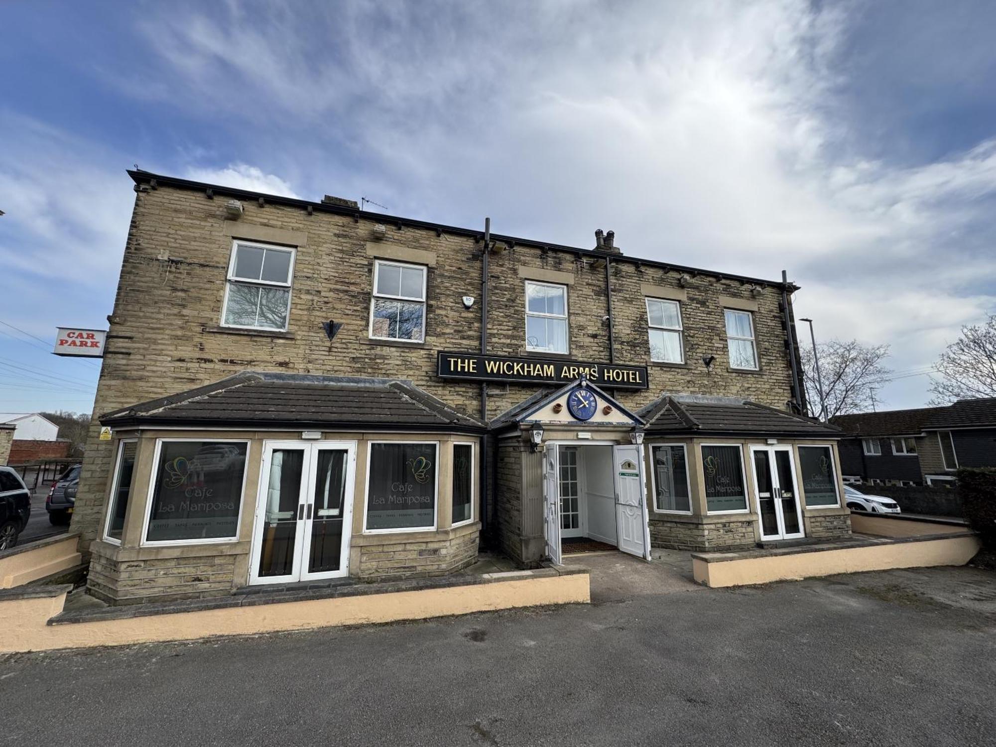 The Wickham Arms Hotel Cleckheaton Exterior foto